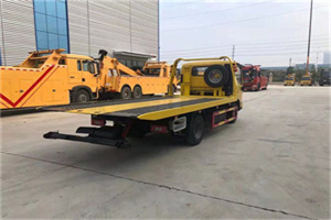 安福非事故拖车