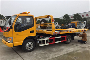 安福哪里有拖车服务